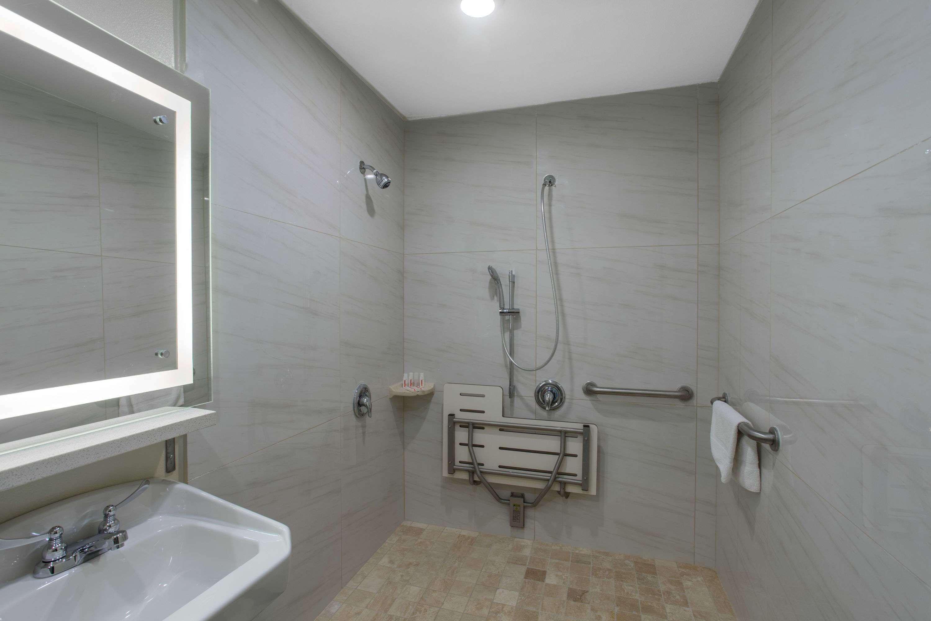 Ramada By Wyndham Culver City Лос Анджелис Екстериор снимка