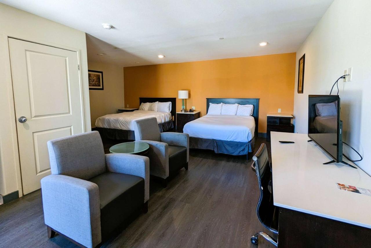 Ramada By Wyndham Culver City Лос Анджелис Екстериор снимка
