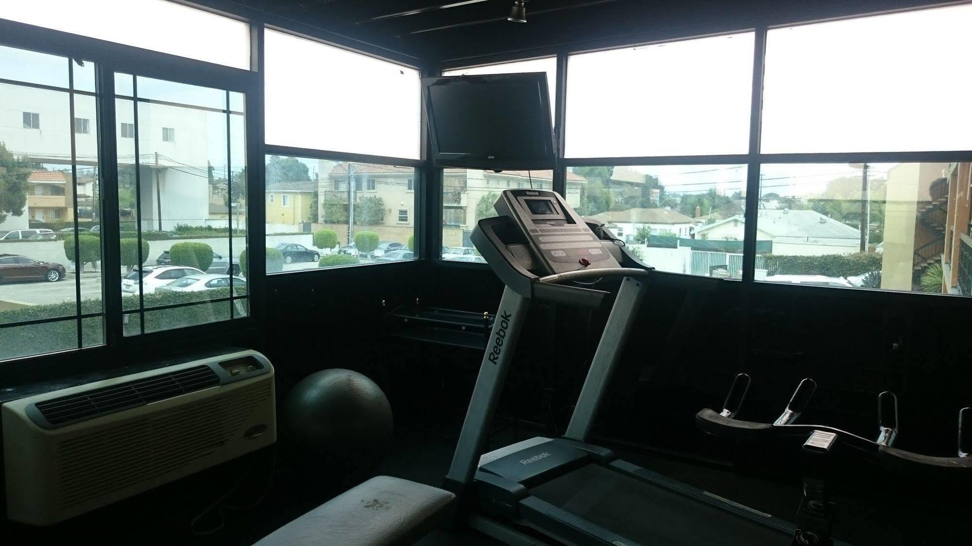 Ramada By Wyndham Culver City Лос Анджелис Екстериор снимка